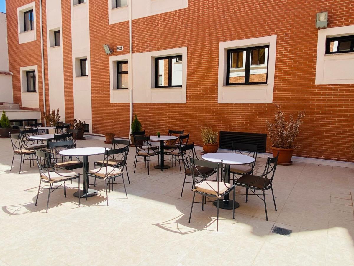 Hotel Equo Aranjuez Kültér fotó