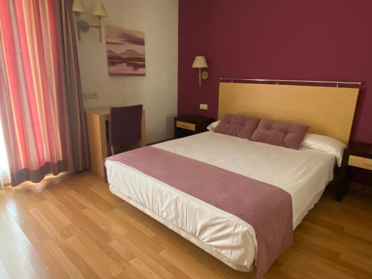 Hotel Equo Aranjuez Kültér fotó