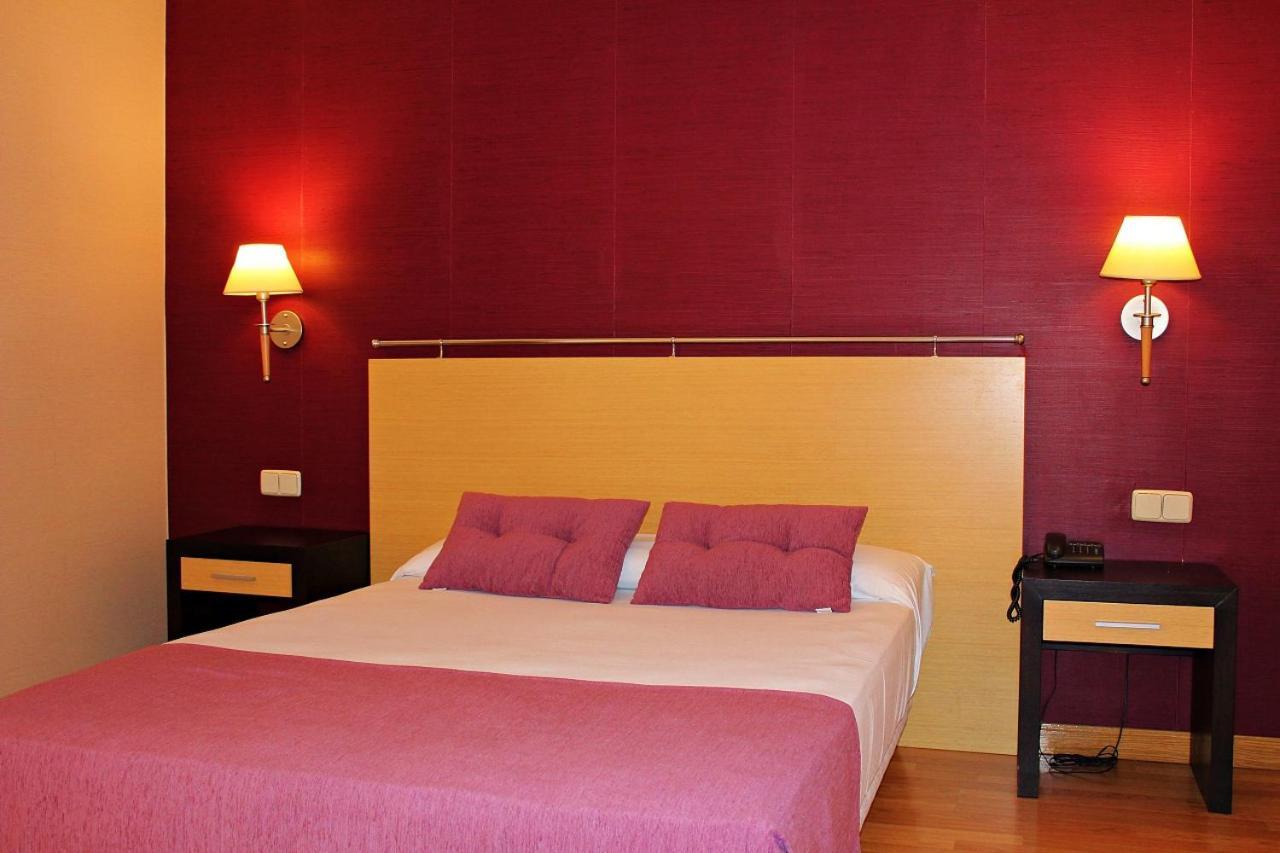 Hotel Equo Aranjuez Kültér fotó